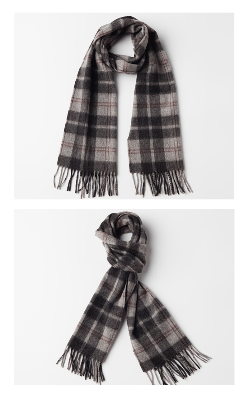 Cashmere accessories